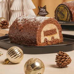 Peanut Butter Chocolate Made with KITKAT® Log Cake - 500g