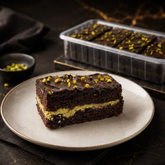 Dubai Chocolate Crunch Cake 4 pcs tray