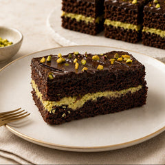 Dubai Chocolate Crunch Cake 10 pcs tray